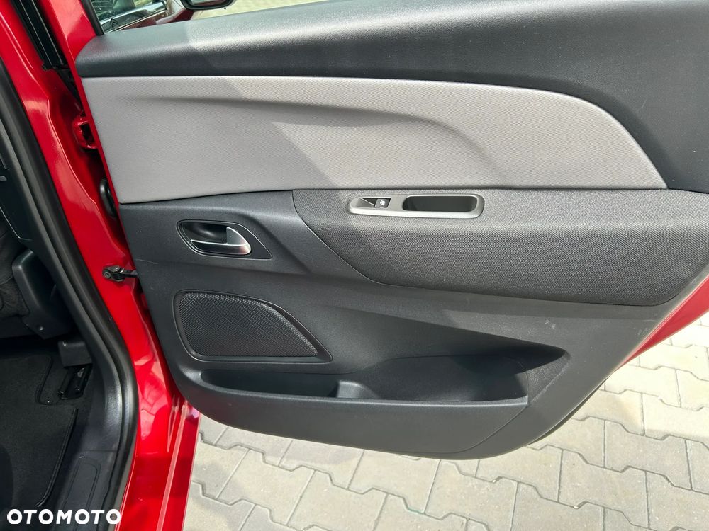Citroën C4 SpaceTourer PureTech 130 Stop&Start FEEL - 28