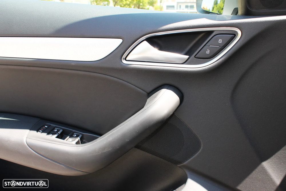 Audi RS Q3 2.5 TFSI quattro S tronic performance - 28