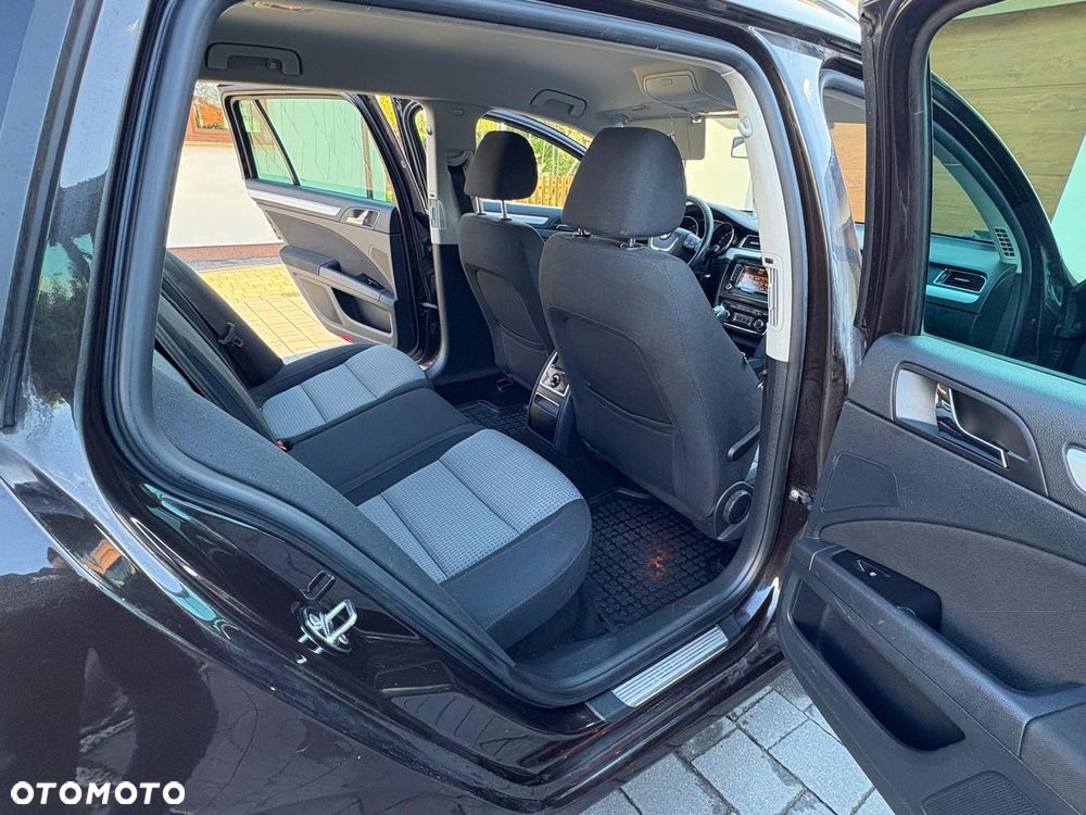 Skoda Superb 2.0 TDI Business - 14