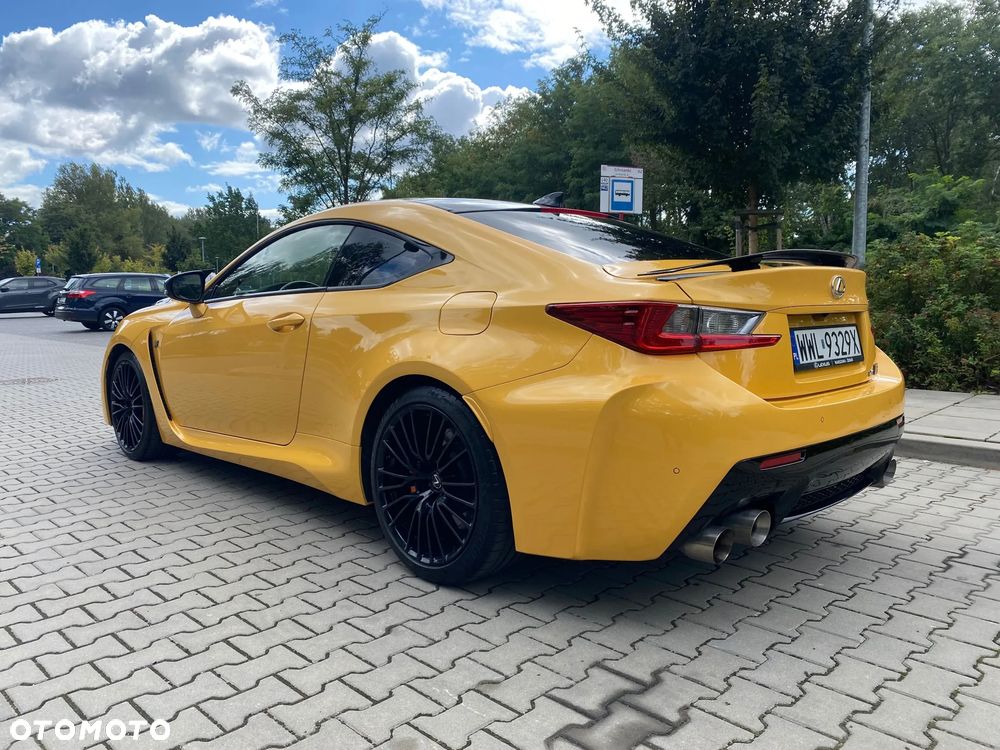 Lexus RC F Carbon - 3