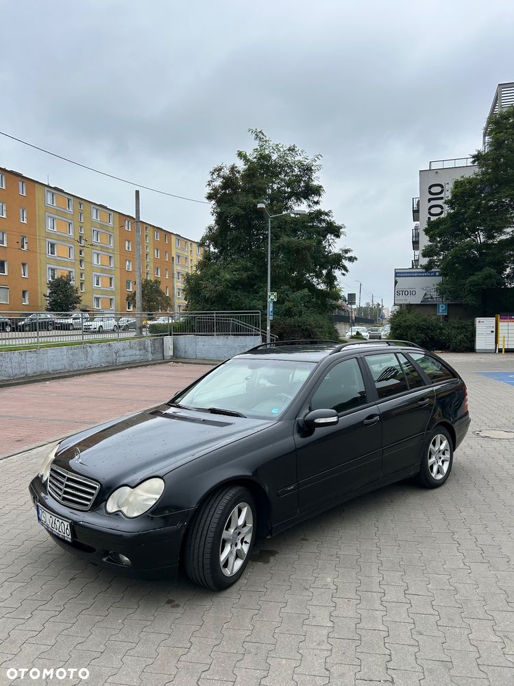 Mercedes-Benz Klasa C 180 T Kompressor Classic - 2