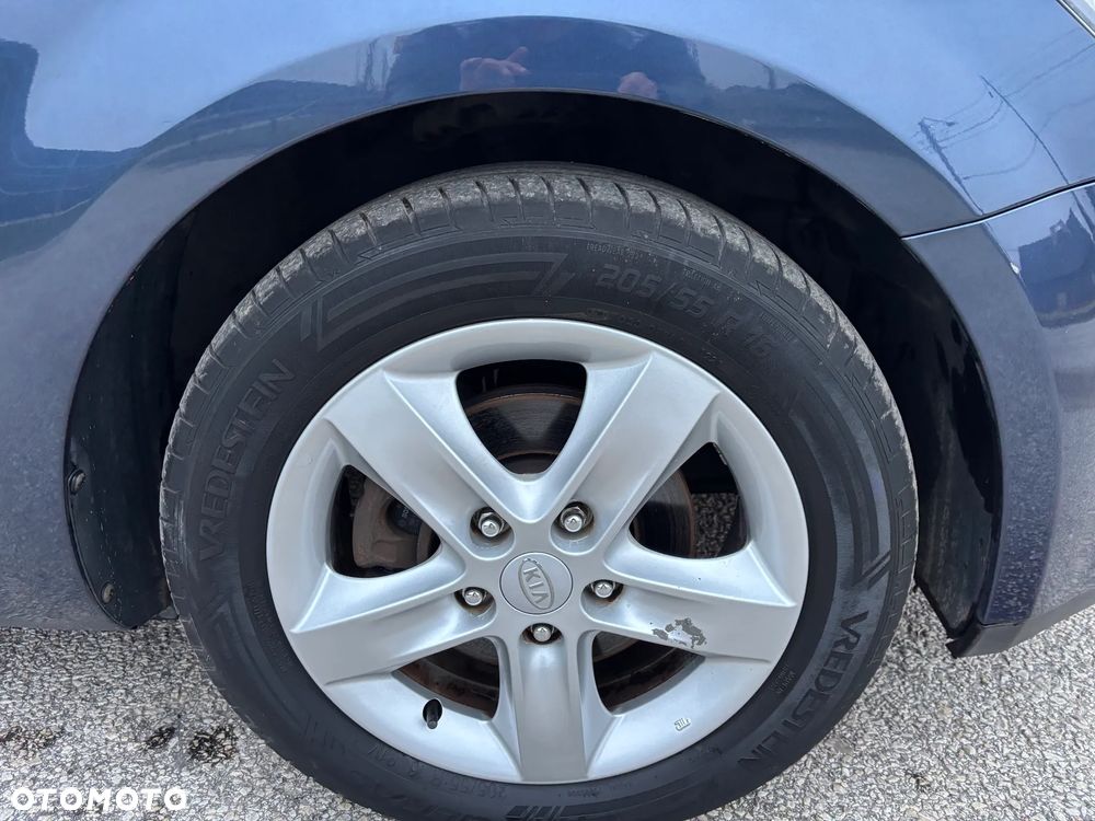 Kia Ceed 1.6 CRDi 90 Spirit - 20