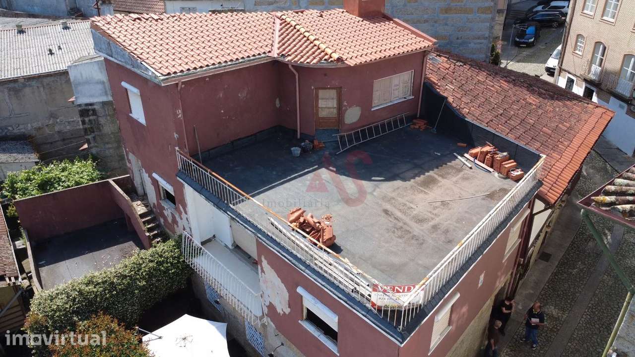 Andar de Moradia Duplex T5 no Coração de Guimarães - Grande imagem: 3/22