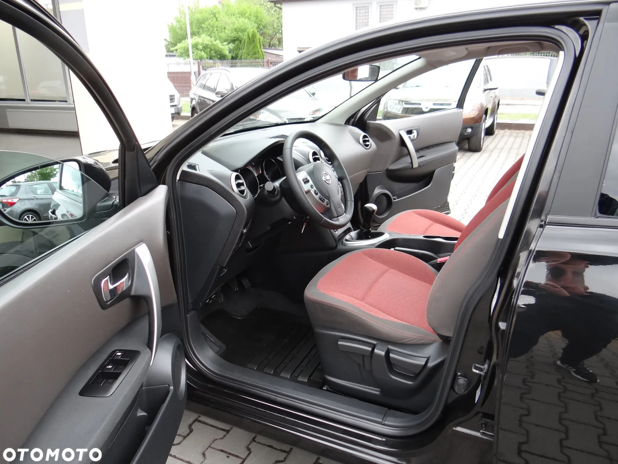 Nissan Qashqai 1.6 visia - 20