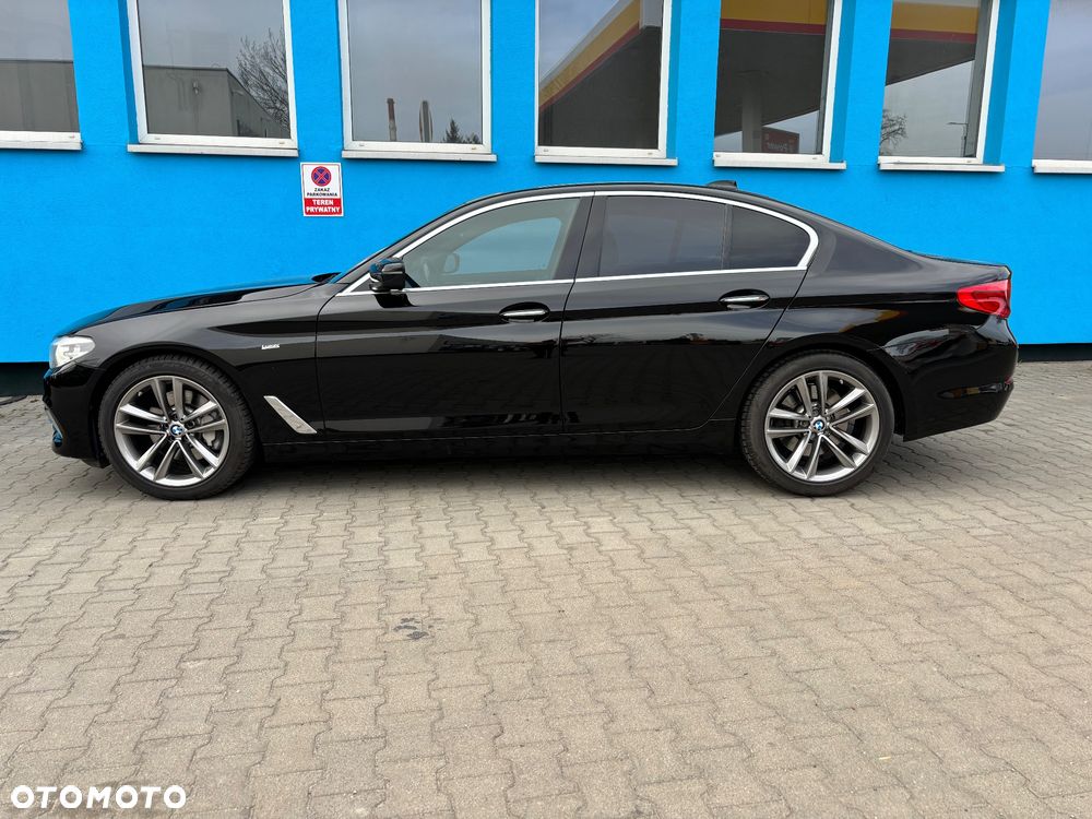 BMW Seria 5 520d xDrive Luxury Line sport - 30