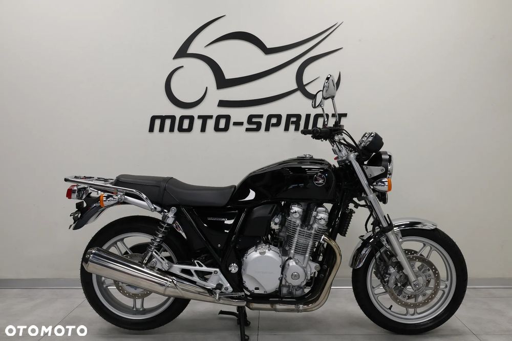 Honda CB - 2
