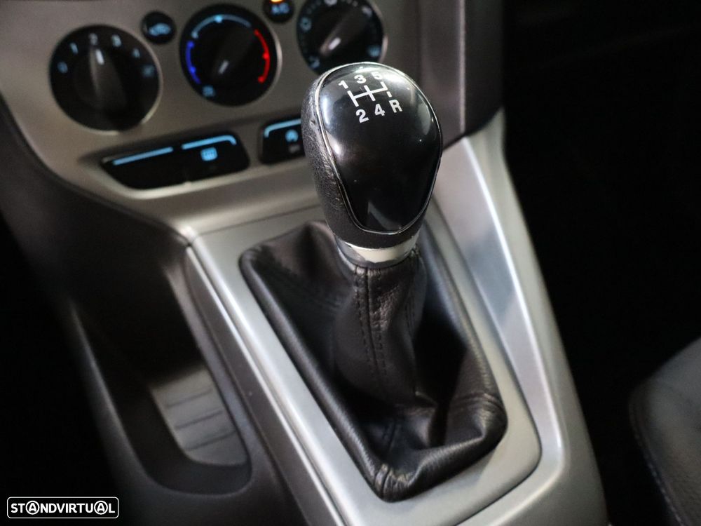 Ford Focus SW 1.0 EcoBoost Business - 15