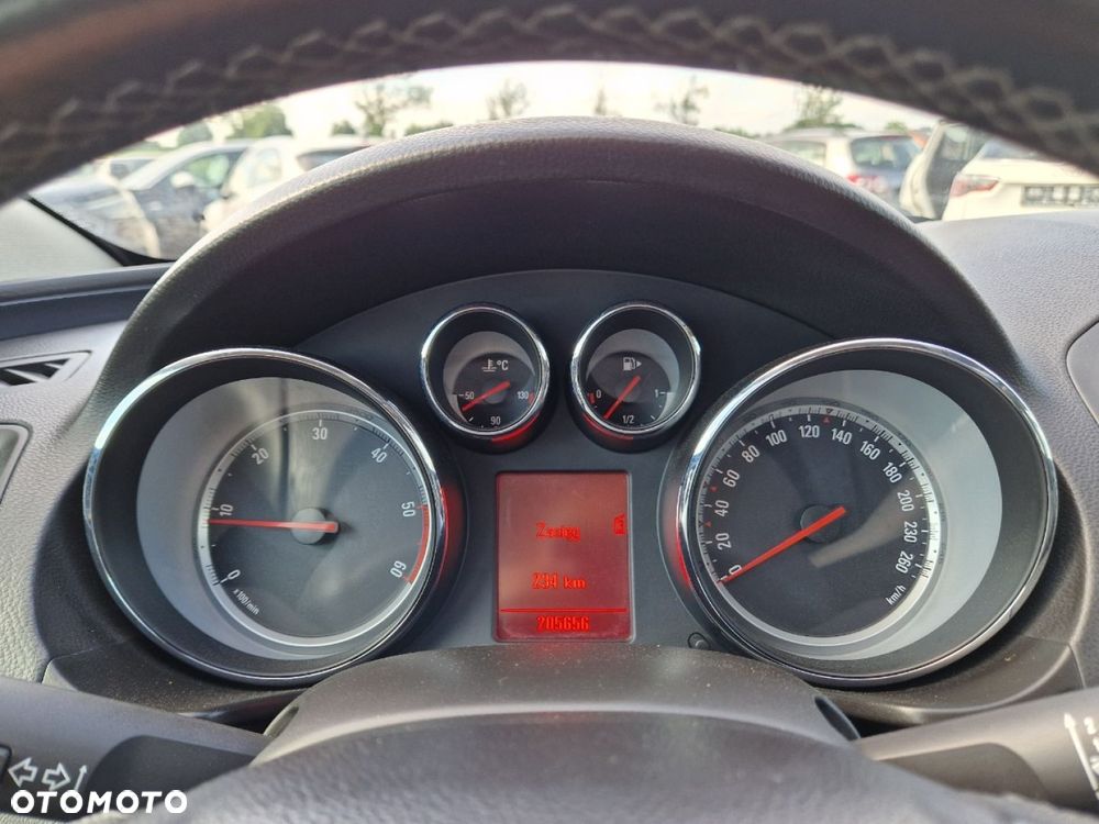 Opel Insignia 2.0 CDTI Cosmo - 14