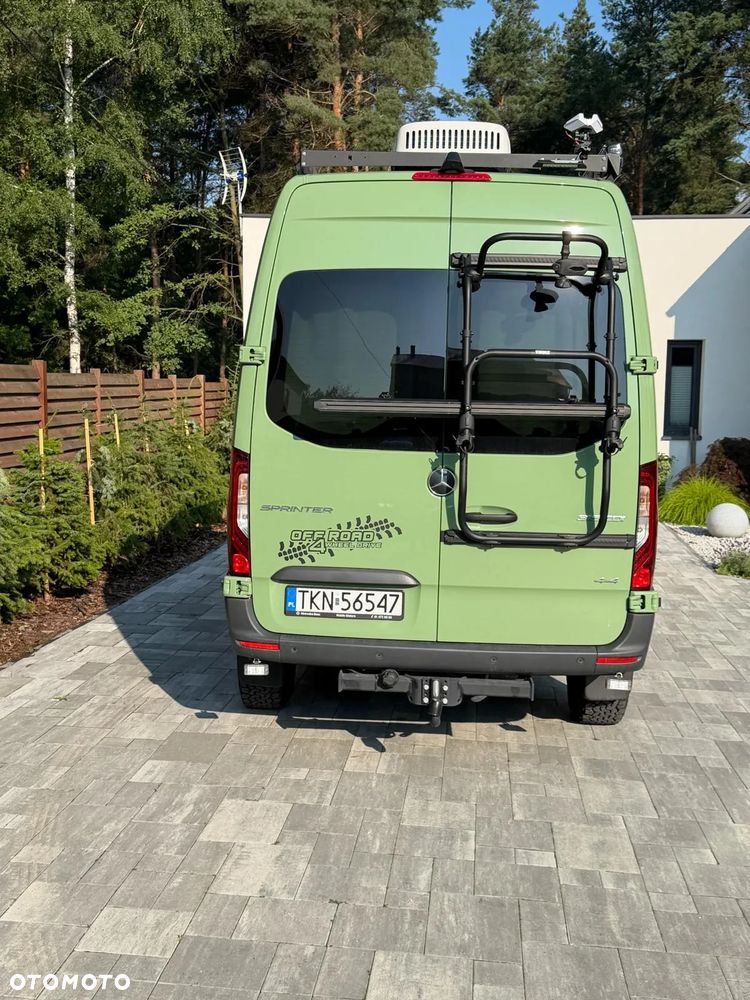Mercedes-Benz Sprinter 4x4 - 8