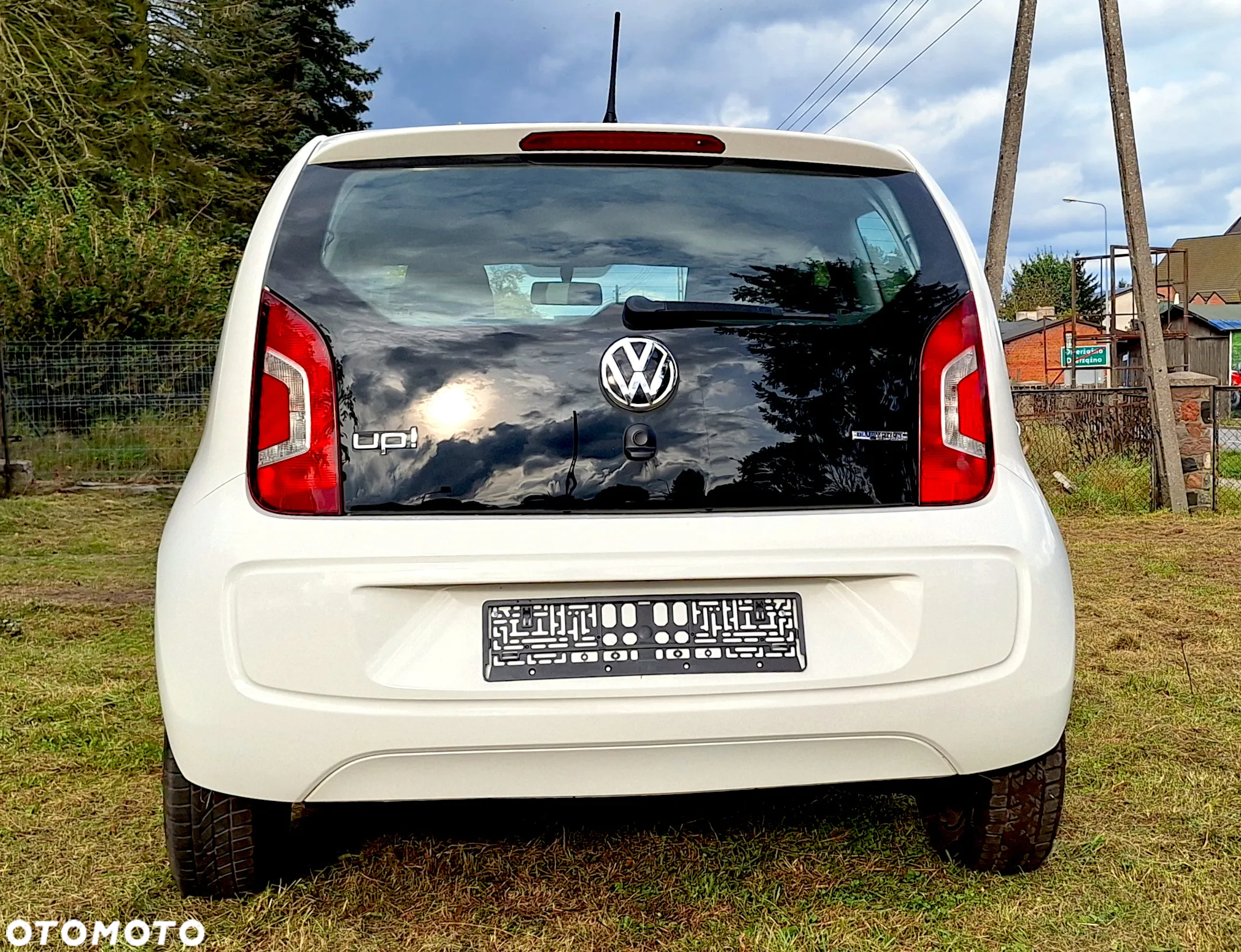 Volkswagen up! (BlueMotion Technology) move - 5