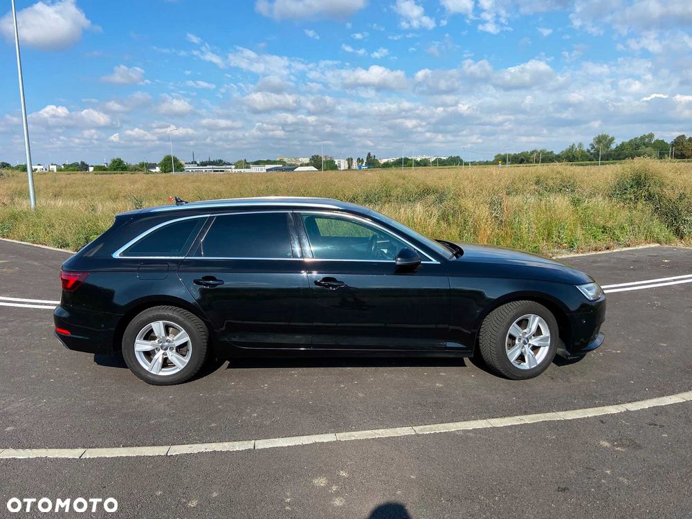 Audi A4 Avant - 4