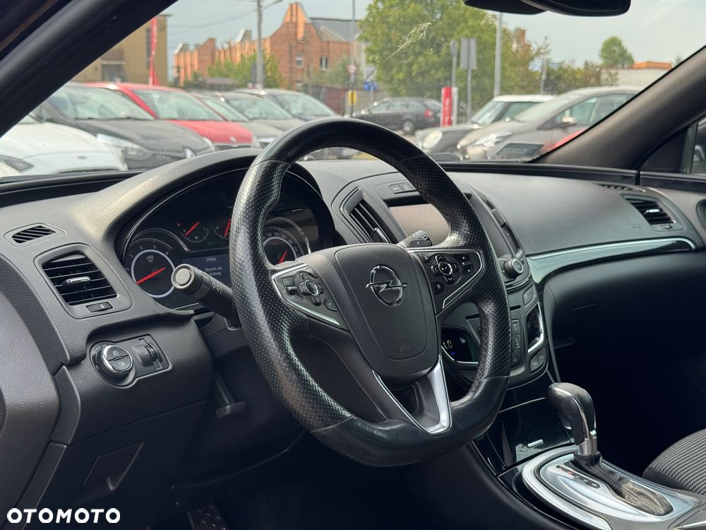 Opel Insignia CT 2.0 CDTI 4x4 - 19