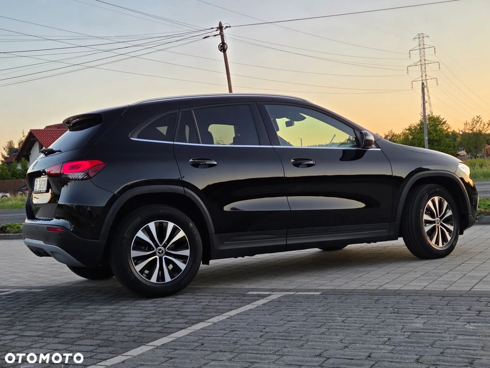 Mercedes-Benz GLA 200 Business Edition - 20