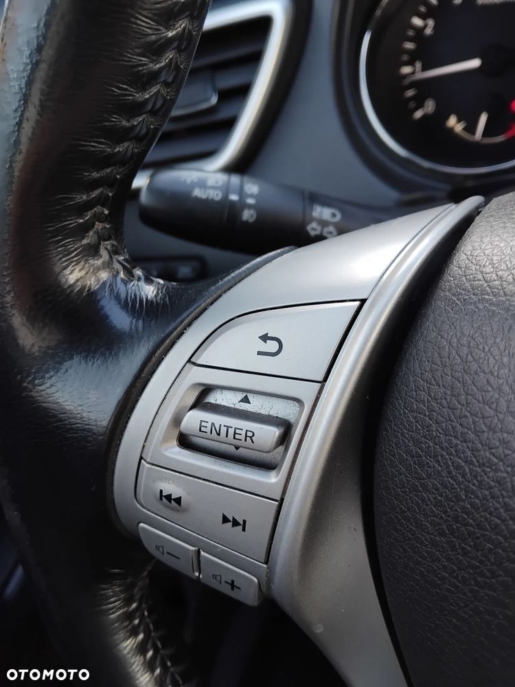 Nissan X-Trail 1.6 DIG-T N-Connecta 2WD - 8