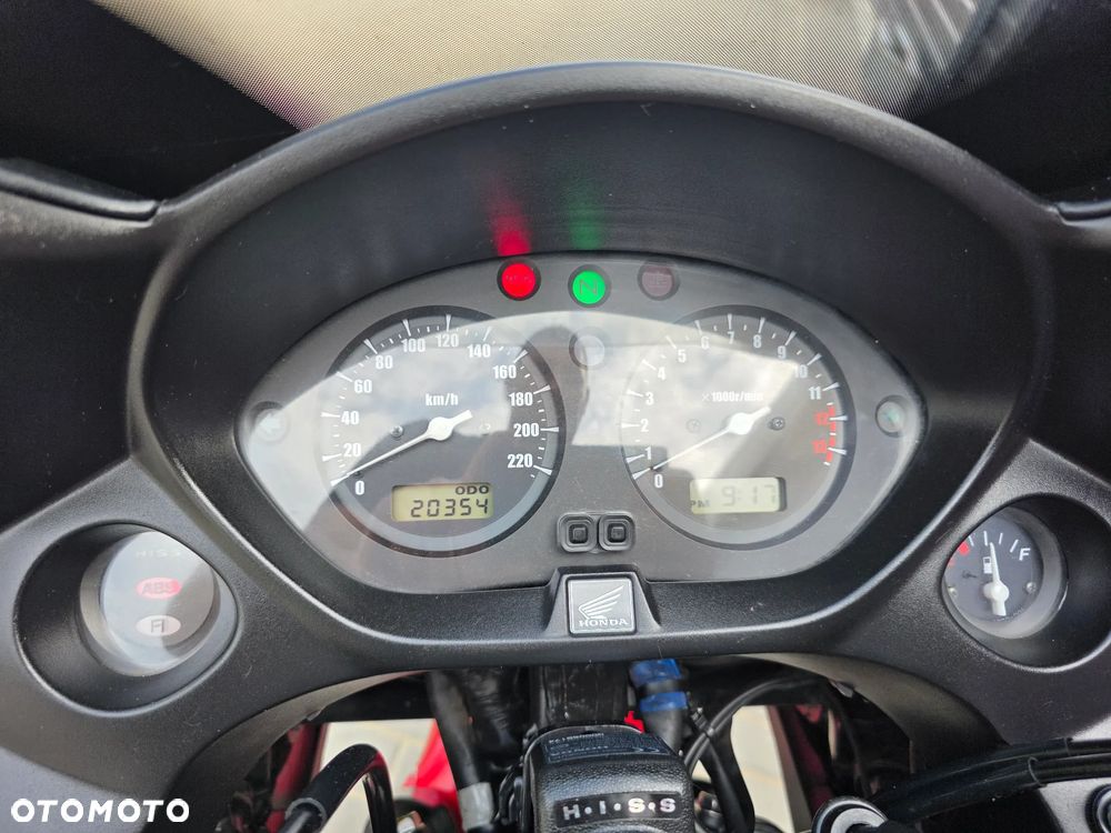 Honda CBF - 32