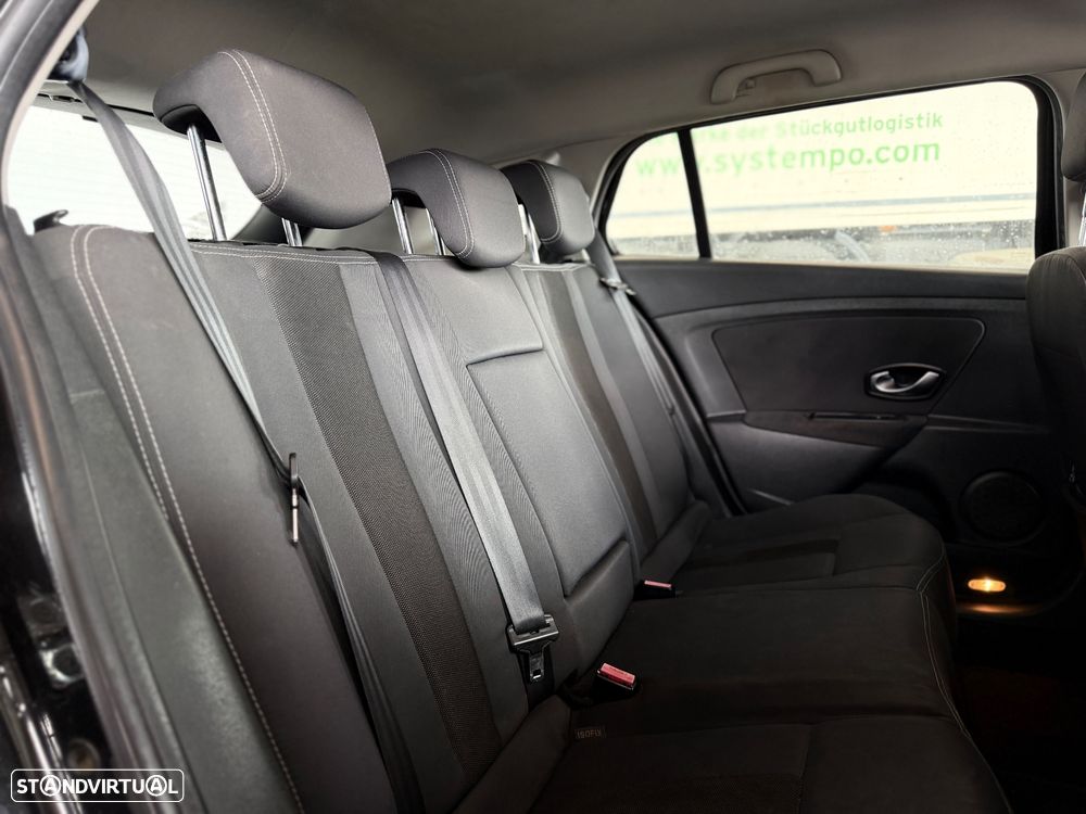 Renault Mégane Sport Tourer 1.5 dCi Dynamique - 22