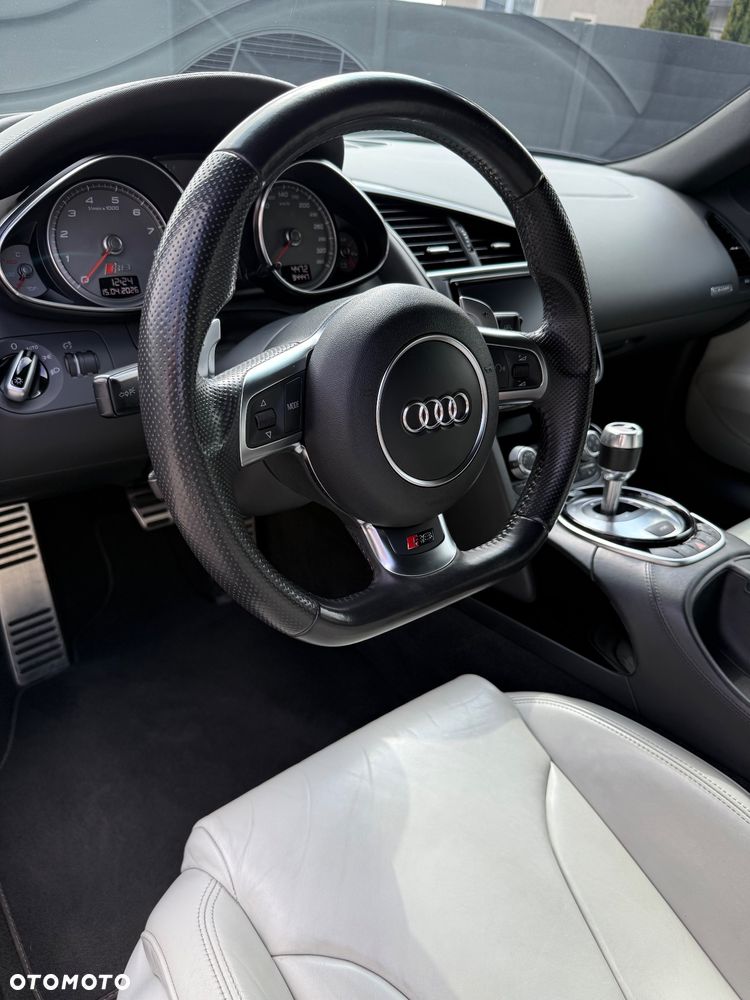 Audi R8 Coupé 4.2 Quattro S tronic - 7