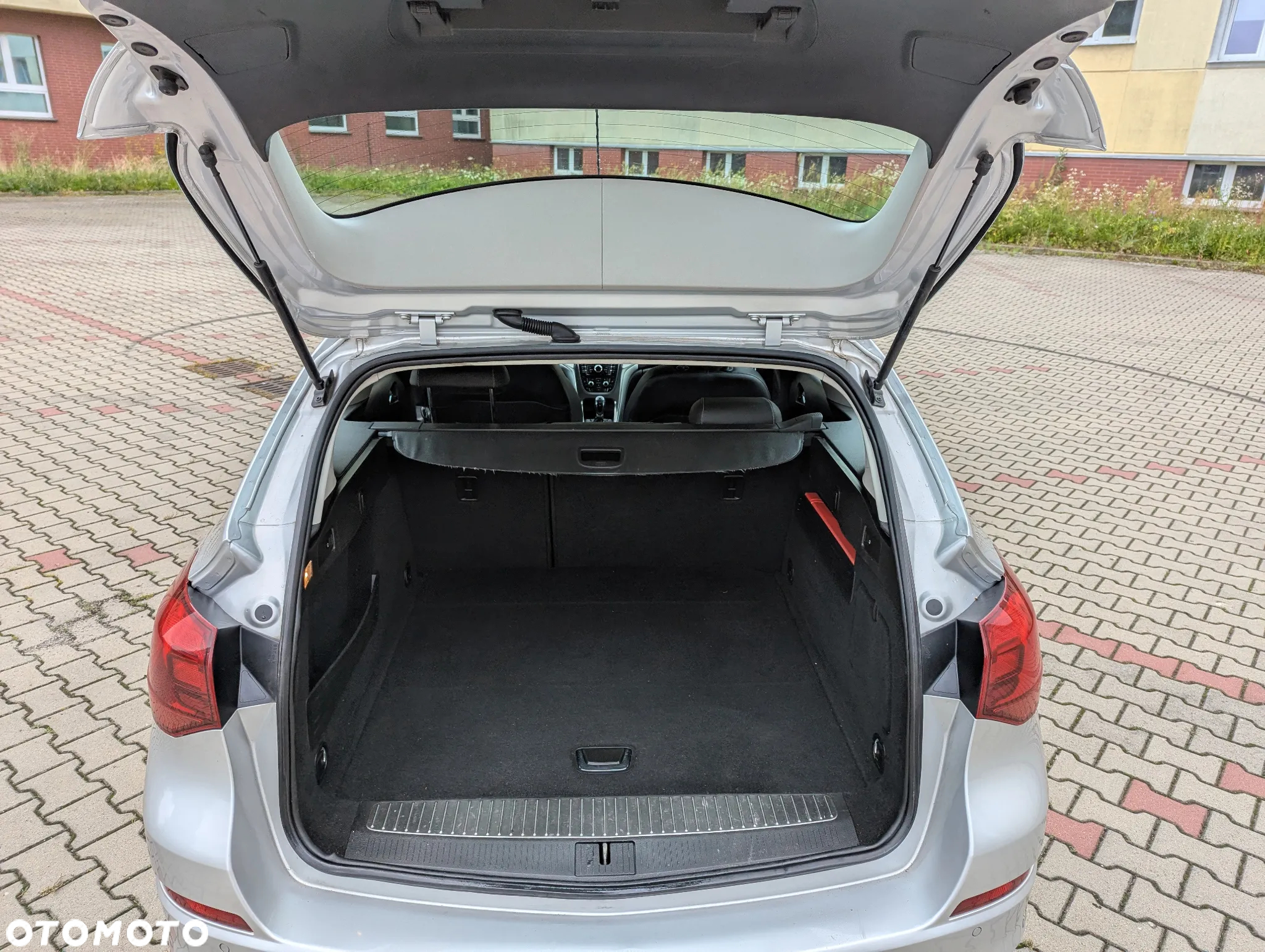 Opel Astra IV 1.4 T Sport - 36