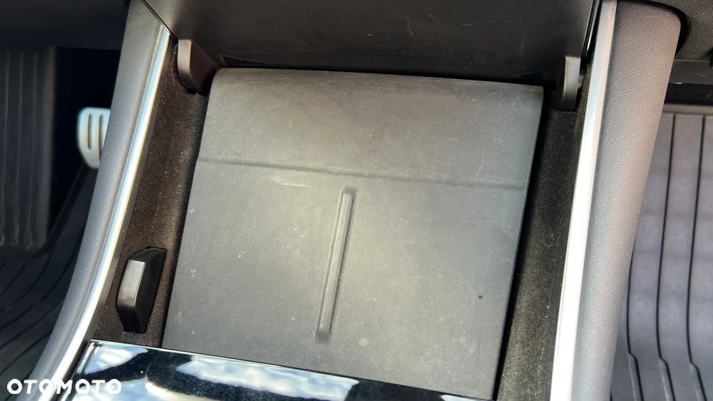 Tesla Model 3 Langstreckenbatterie Allradantrieb Dual Motor Performance - 18
