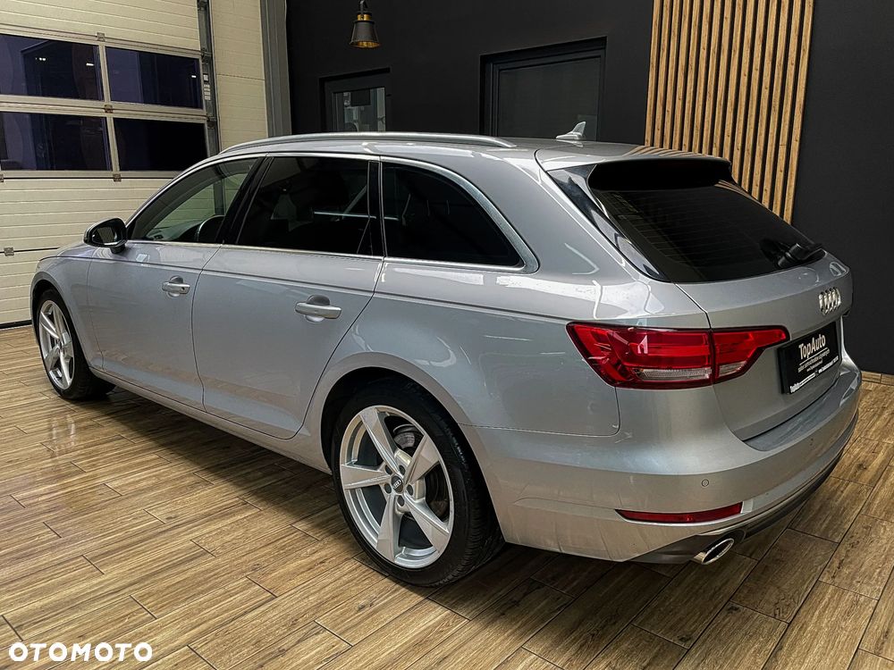 Audi A4 Avant 2.0 TFSI ultra S tronic - 11