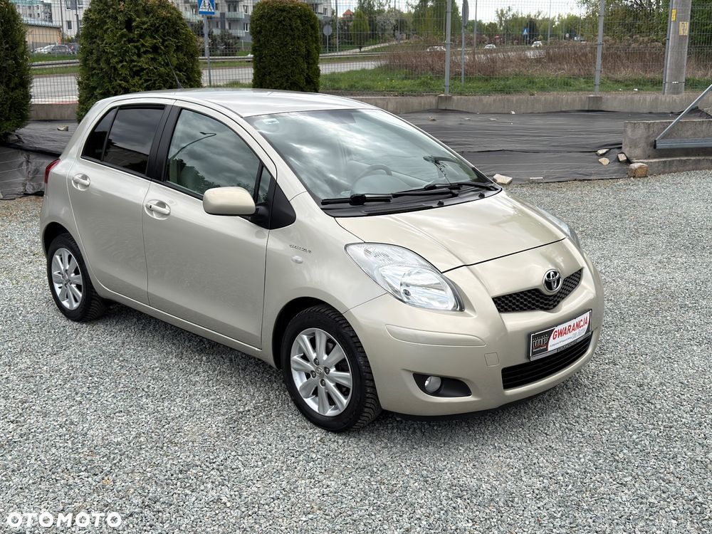 Toyota Yaris 1.33 Prestige - 4