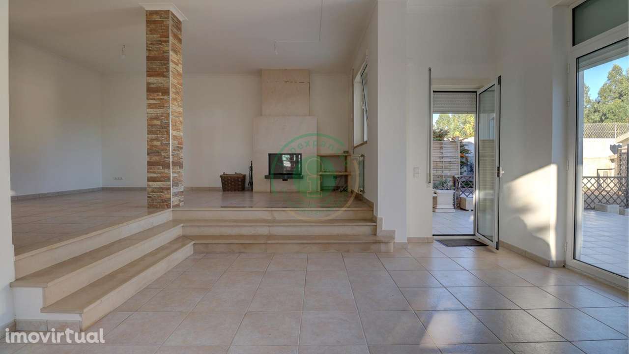 Moradia T4 com Piscina e Vista Mar - Grande imagem: 4/37