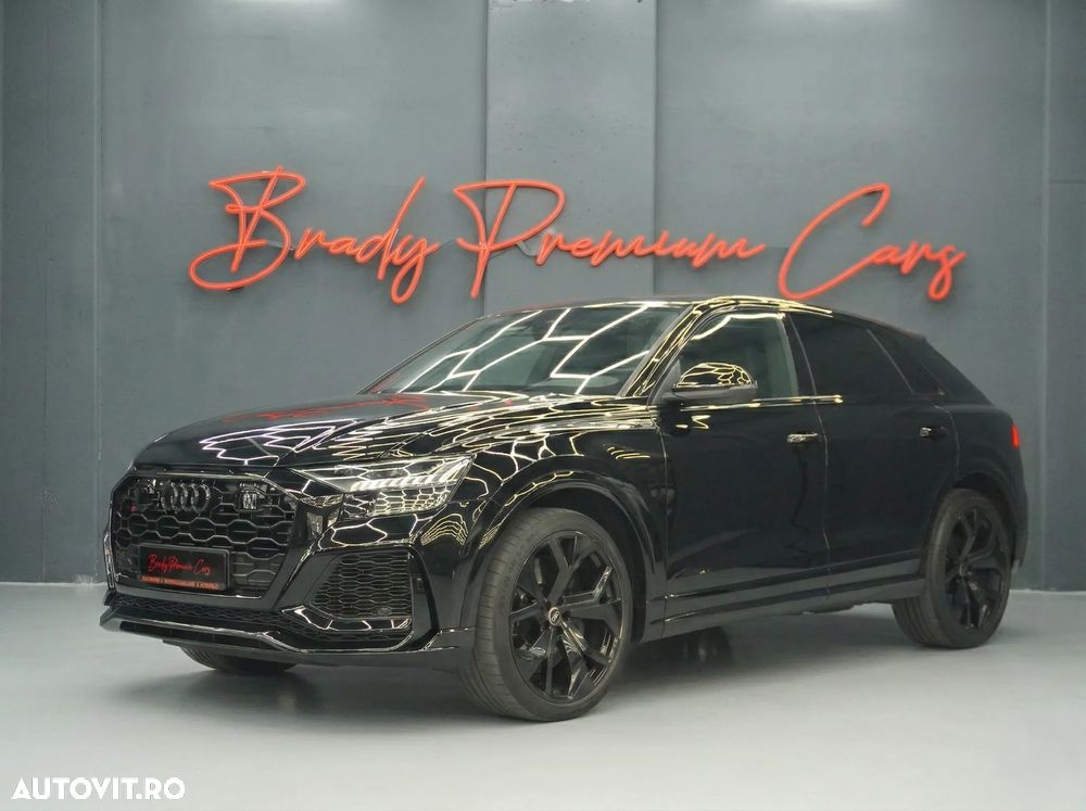 Audi RS Q8 - 1
