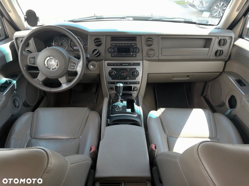 Jeep Commander - 8