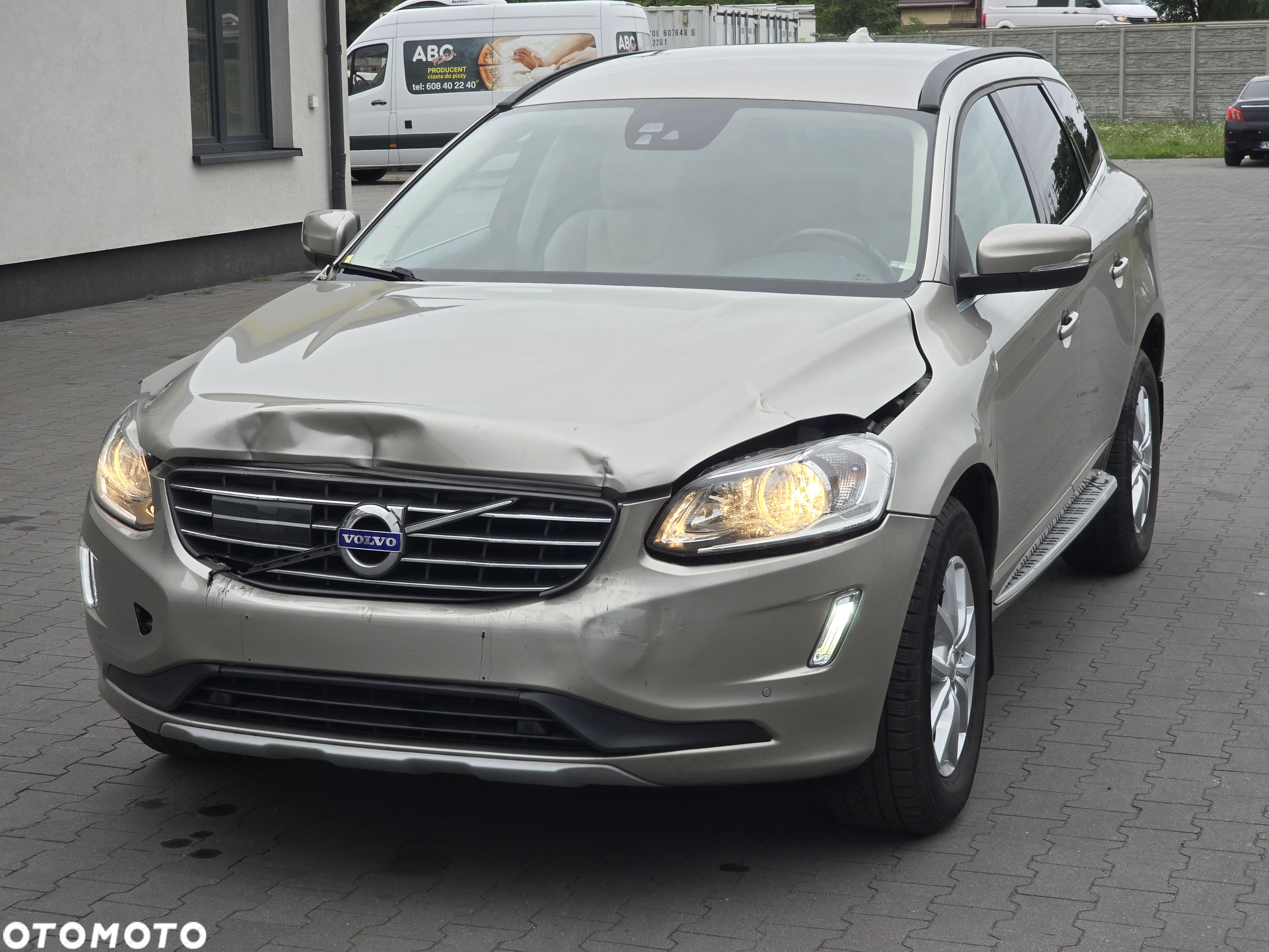 Volvo XC 60 D3 Geartronic Momentum - 9