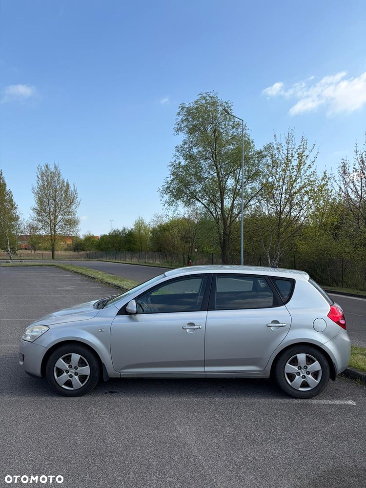 Kia Ceed 1.6 Optimum - 1