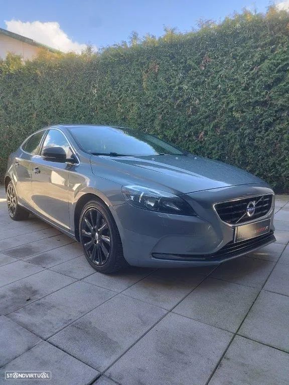 Volvo V40 1.6 D2 Summum Eco - 1