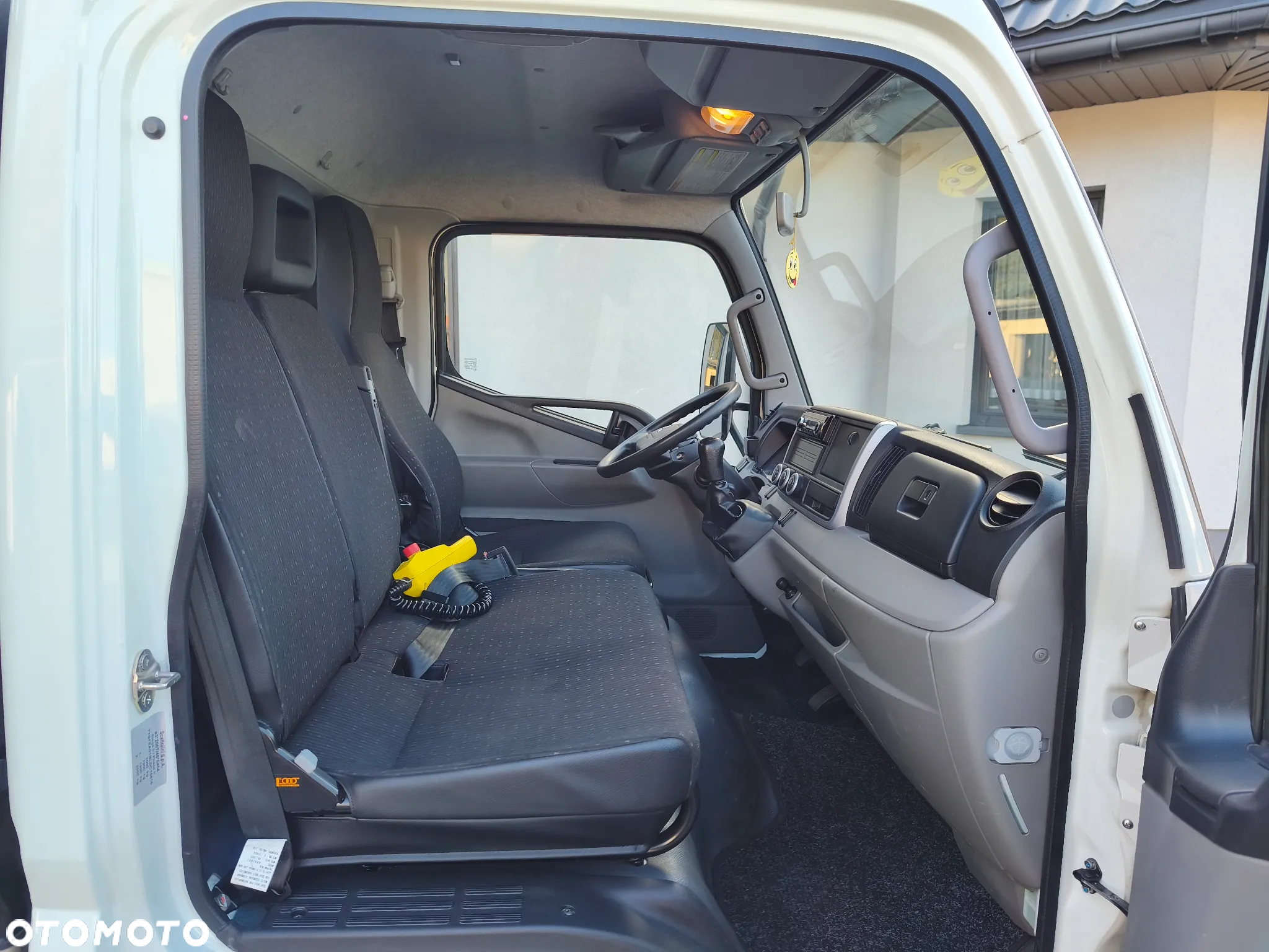Mitsubishi Fuso Canter - 35