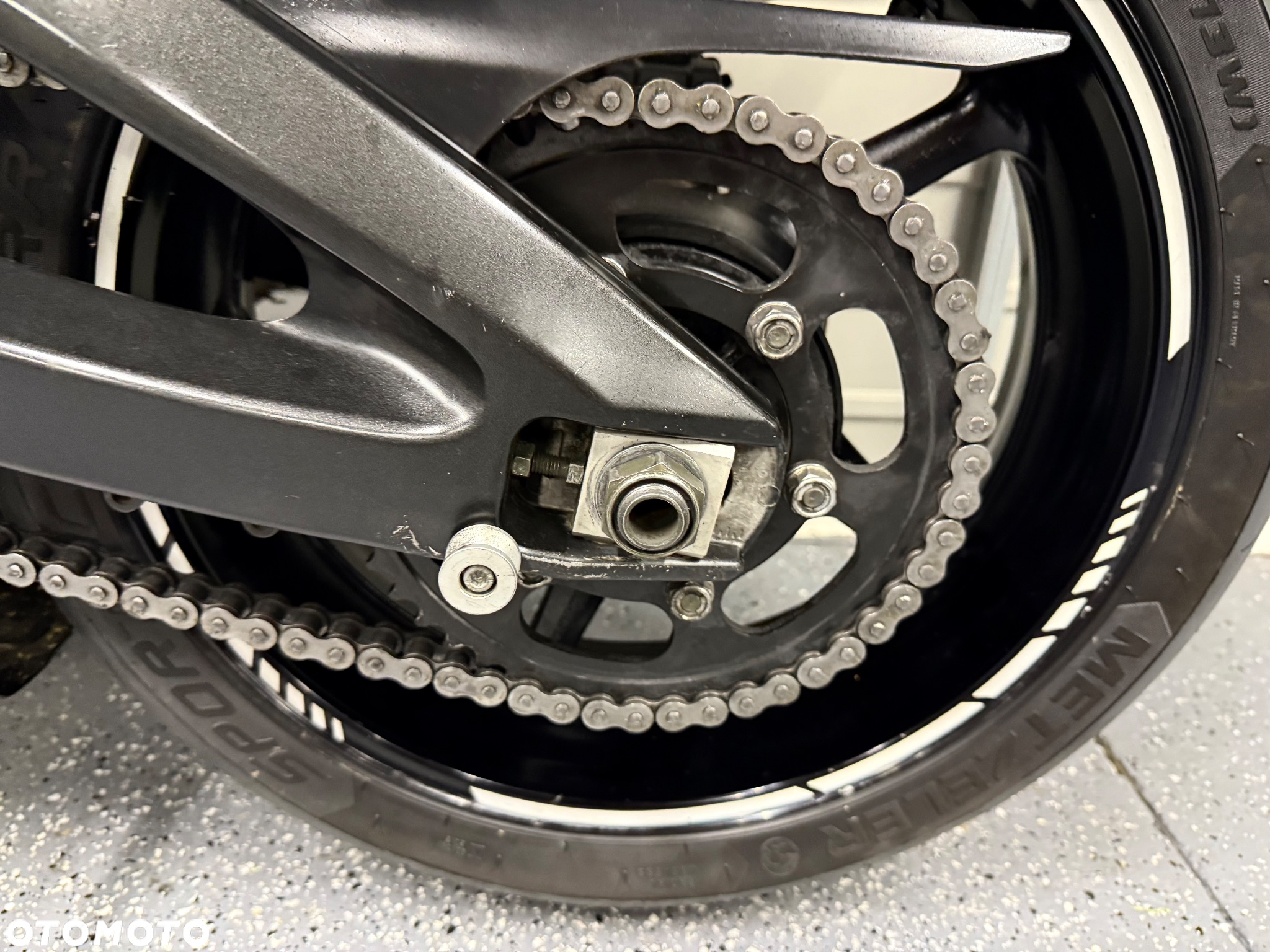 Yamaha R6 - 11