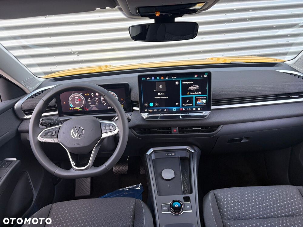 Volkswagen T-Roc 1.5 eTSI Life DSG - 19
