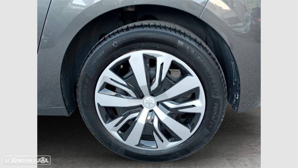 Peugeot 208 1.2 PureTech Active Pack - 11