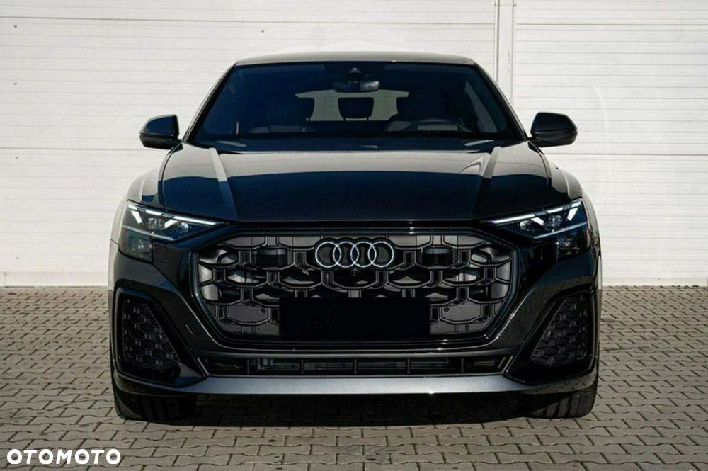 Audi Q8 - 1