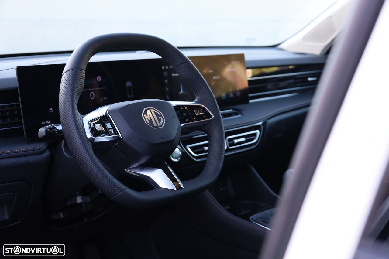 MG HS 1.5 T Comfort - 12