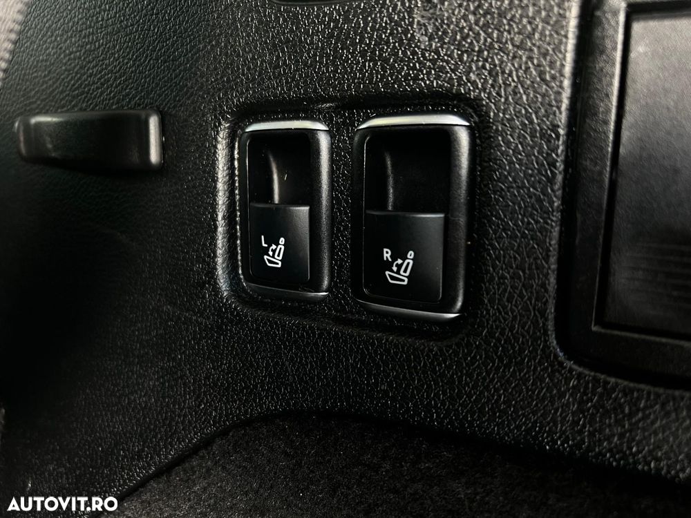 Mercedes-Benz GLS - 30