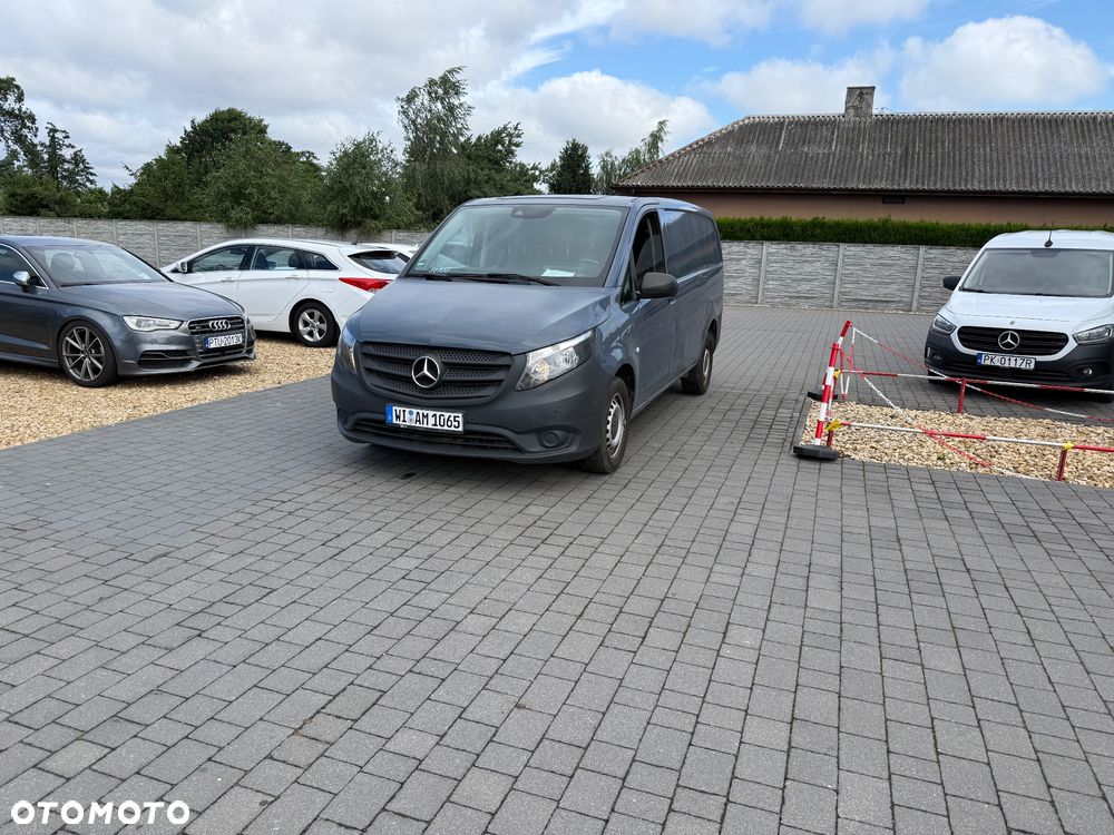 Mercedes-Benz vito