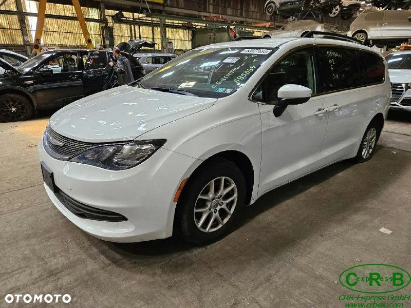 Chrysler Pacifica - 14