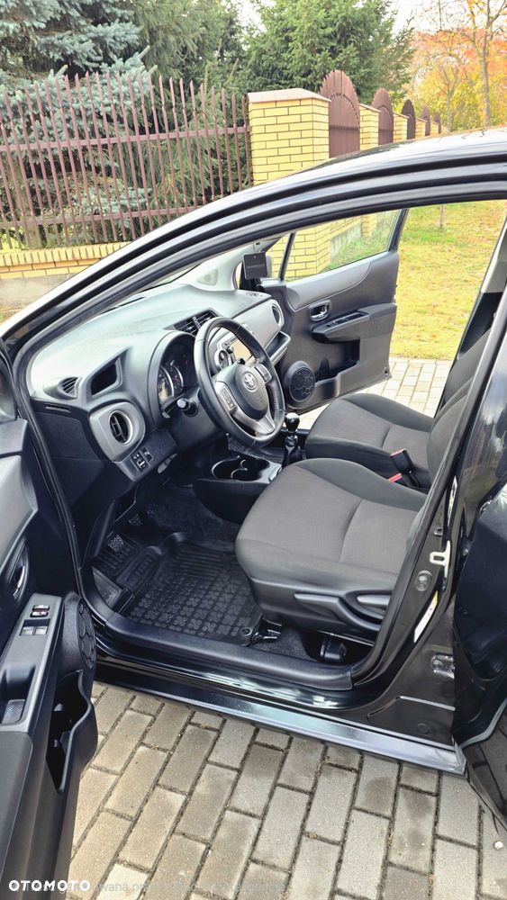 Toyota Yaris - 7