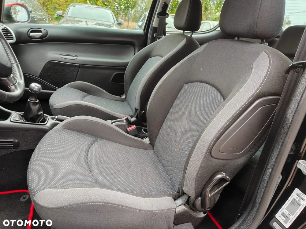 Peugeot 206 plus 206+ 75 Street Racing - 22