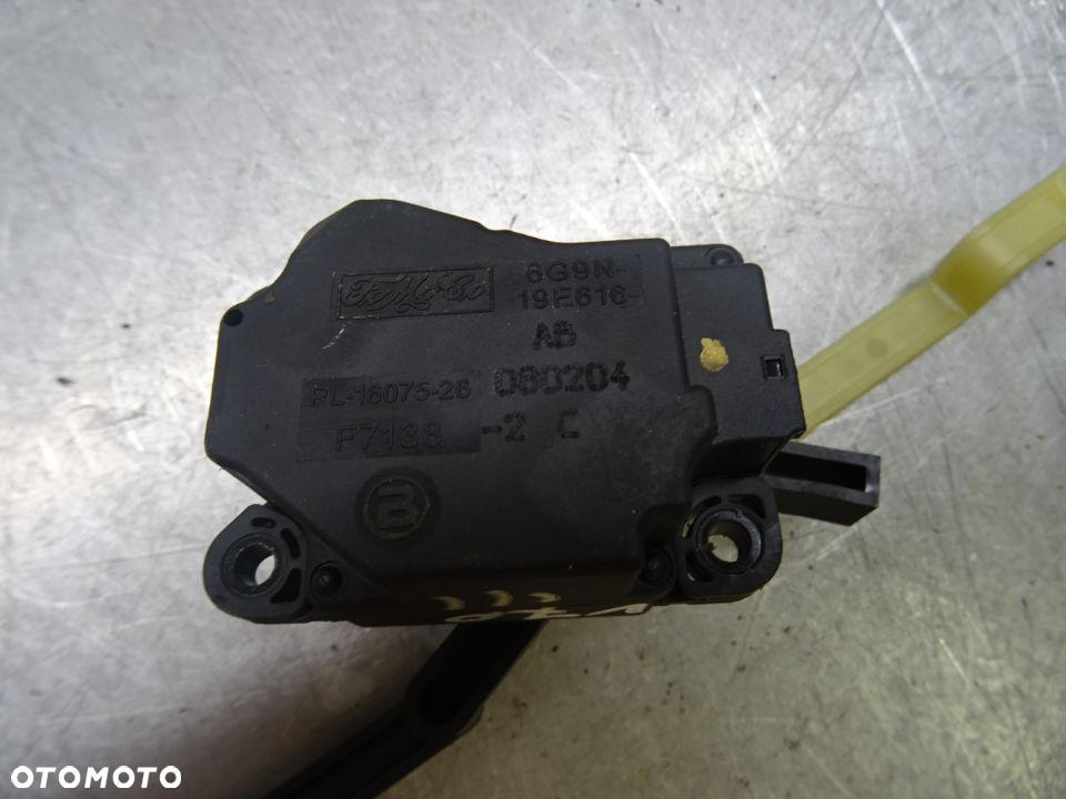 VOLVO V70 III 07-12 2.4D SILNICZEK NAWIEWU NAGRZEWNICY 6G9N19E616AB - 4