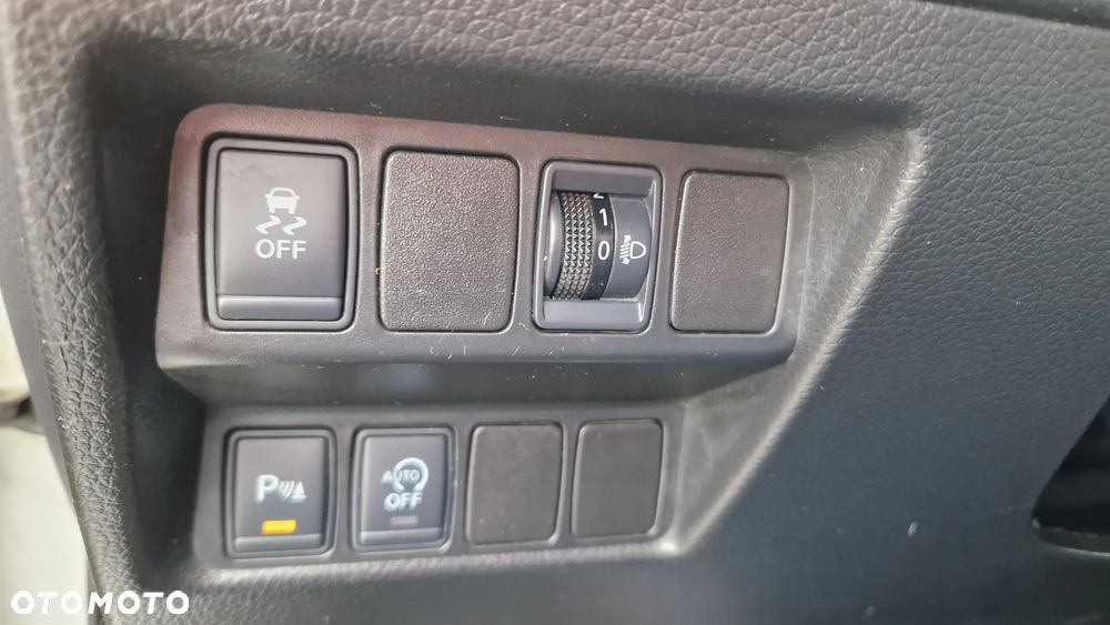 Nissan Qashqai 1.5 dCi DPF visia - 14