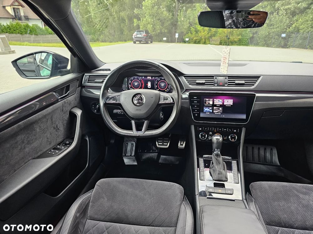 Skoda Superb 2.0 TDI 4x4 DSG SportLine - 21