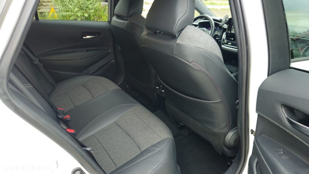 Toyota Corolla 1.2 T Comfort - 17