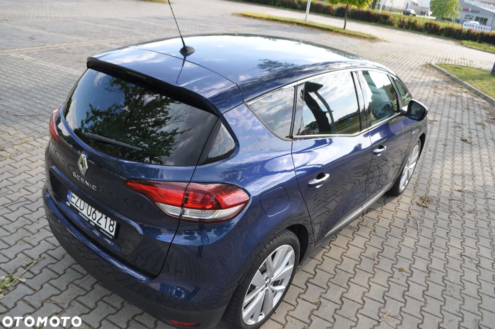 Renault Scenic TCe 140 GPF LIMITED - 15