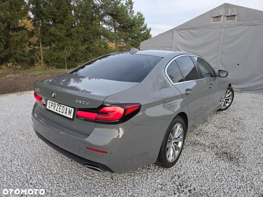 BMW Seria 5 520d Efficient Dynamics Sport Line sport - 38