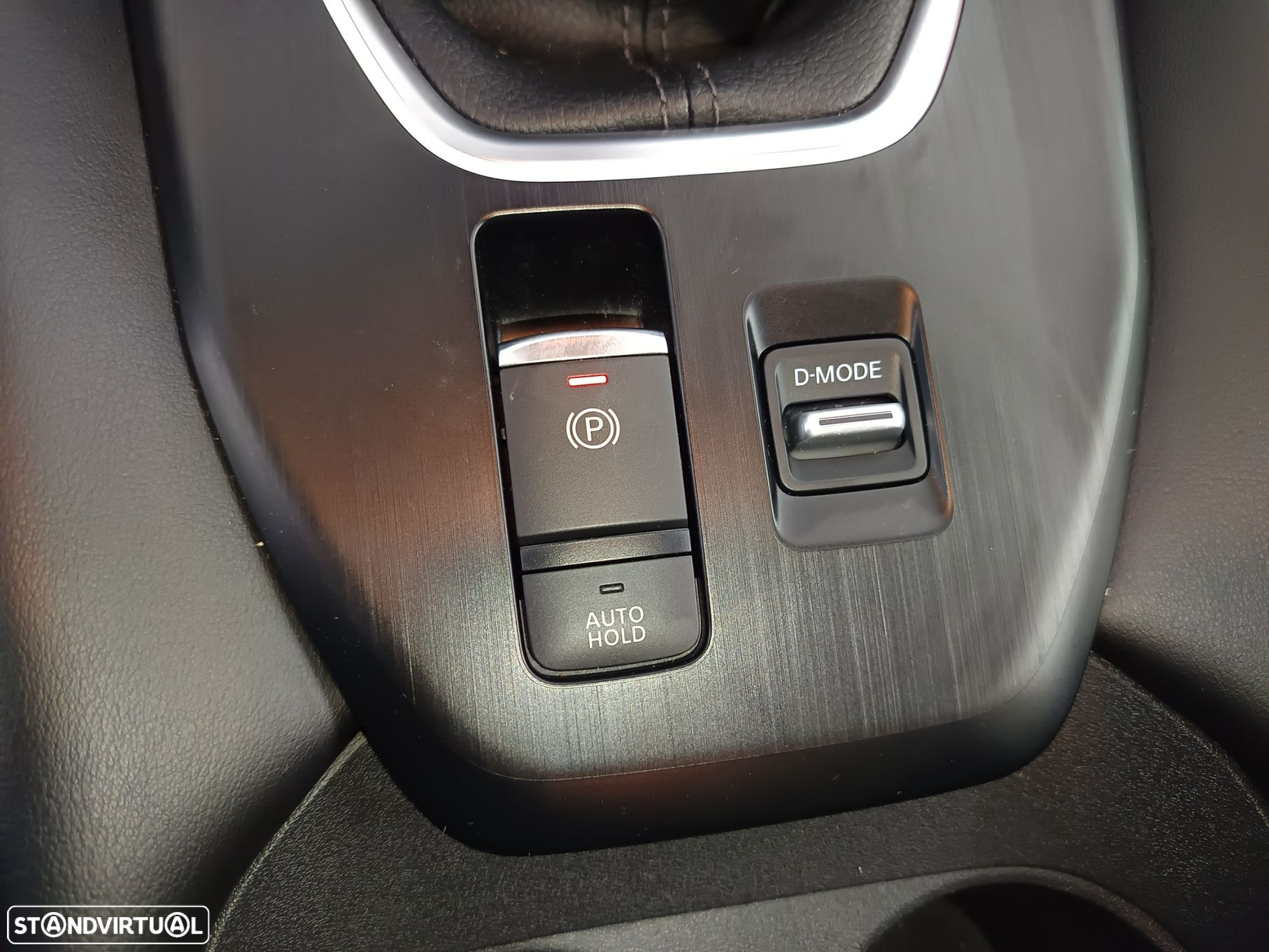 Nissan Qashqai 1.3 DIG-T N-Connecta - 29