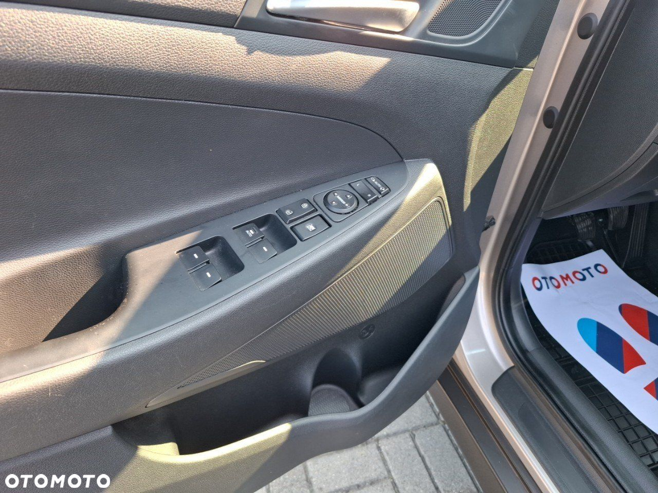 Hyundai Tucson 1.6 GDI BlueDrive Comfort 2WD - 19